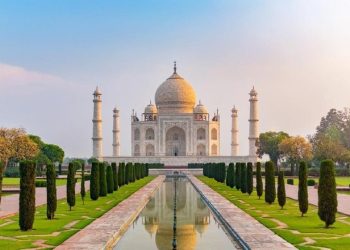 Arsitektur Dunia: Taj Mahal